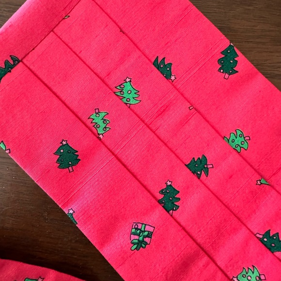 Vintage Lilly Pulitzer Christmas cummerbund and bow tie set - Picture 3 of 5